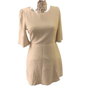 Alice & Olivia off white dress size 6 & 12